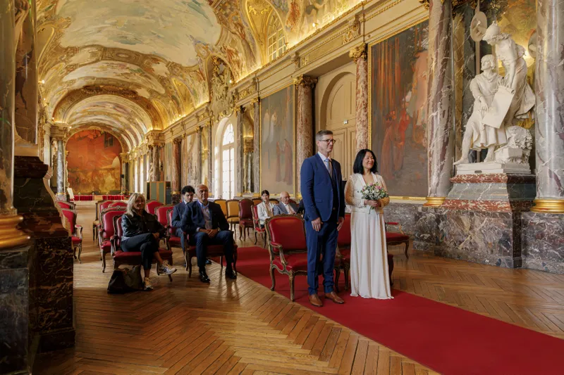 Cérémonie civile du couple dans la salle d'apparat du Capitole de Toulouse